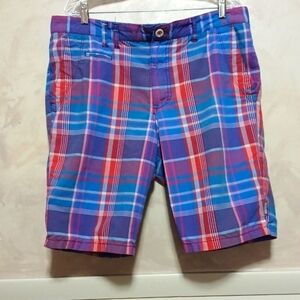 GRIFFITH MENS SPORTS WEAR SIZE 36 IN A BEAUTIFUL RED AND BLUE PLAID 💙